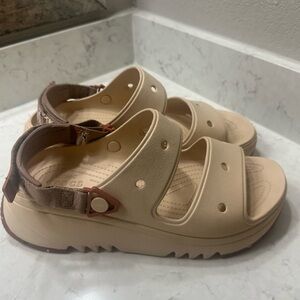 Women’s Beige Croc- Crocs sliders Classic Hiker Xscape